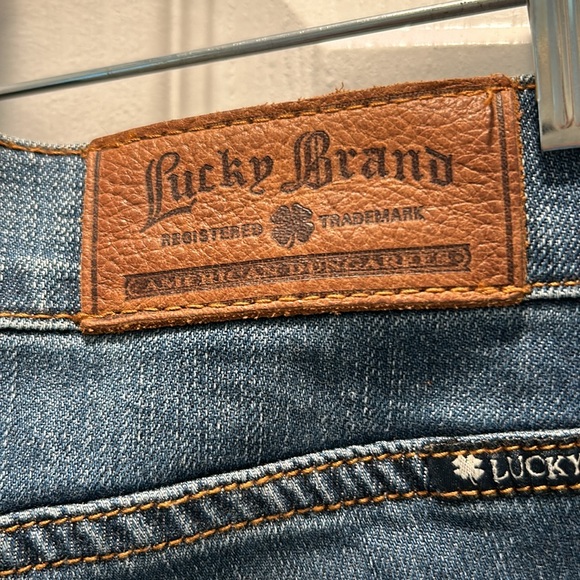 NWT Lucky Brand Jeans - Picture 3 of 10